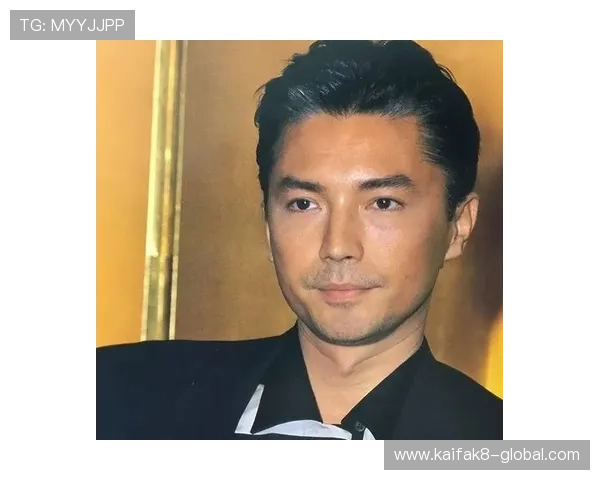 尊龙就是博：尊龙在娱乐圈中的地位与他背后的故事揭秘